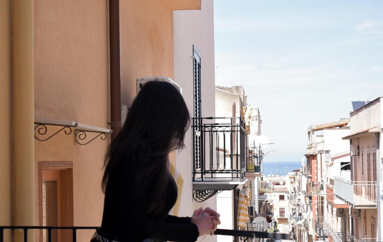 فيلا A Casa Ru Mare كاستيلاّماري ديل غو المظهر الخارجي الصورة